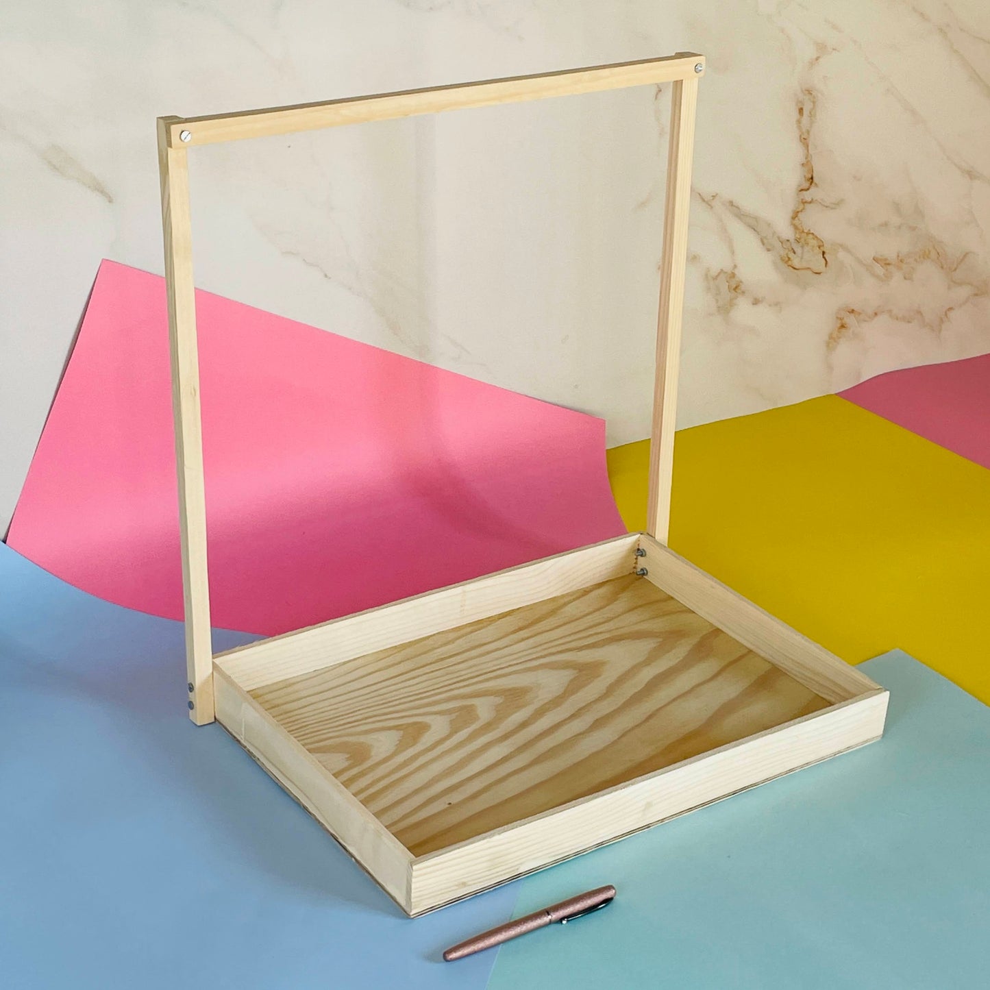 Plain tray With Hanger Stand