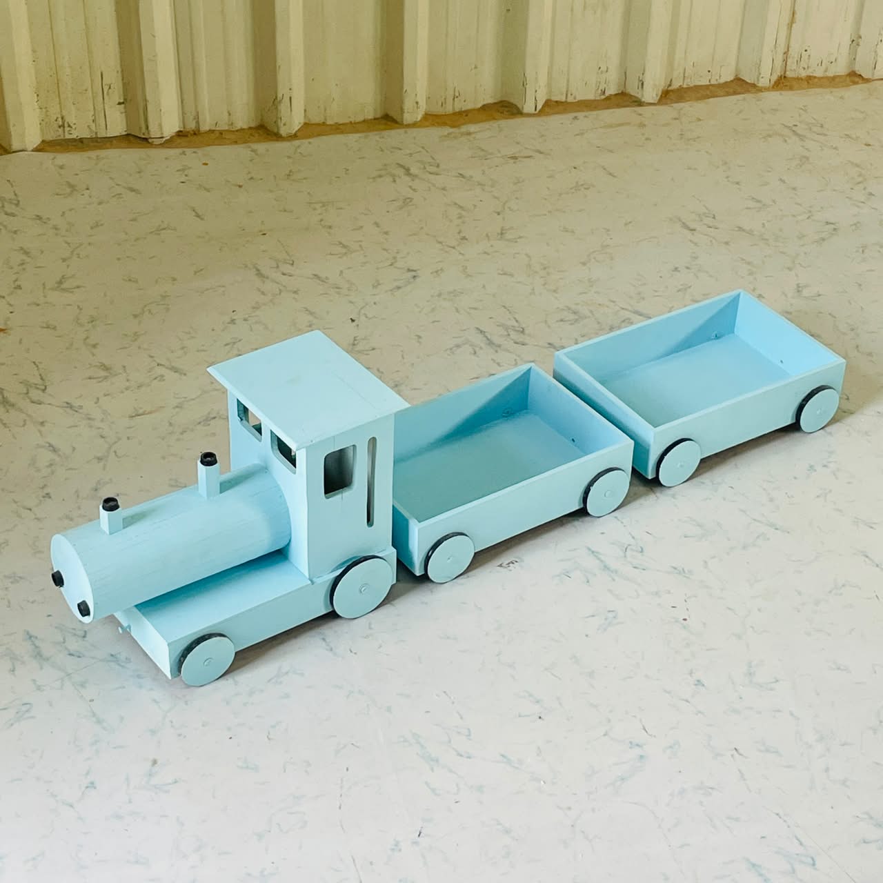 SMALL Train!!