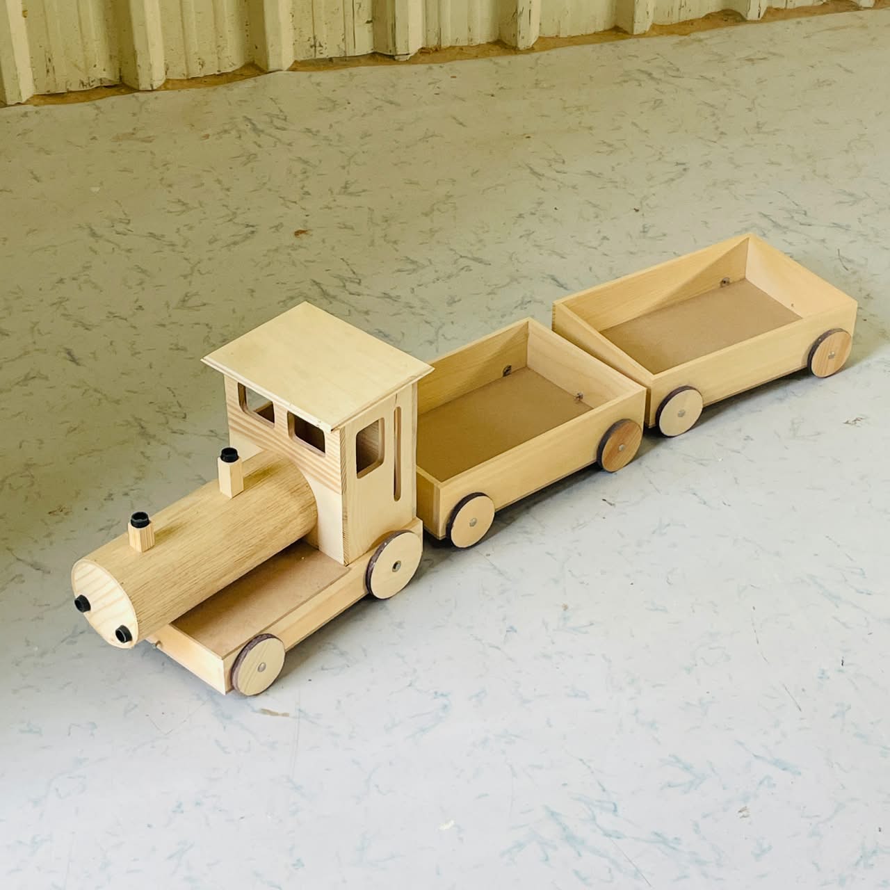 SMALL Train!!